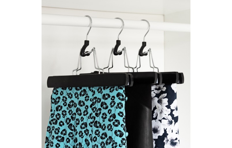 Skirt hangers black lacquered wood LGS00830